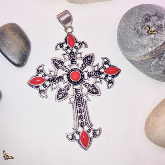 Red Coral Gemstone Handmade Celtic Cross Pendant - Picture 3 of 4